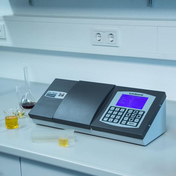 Lovibond-Tintometer PFXi-995 Color Spectrophotometer